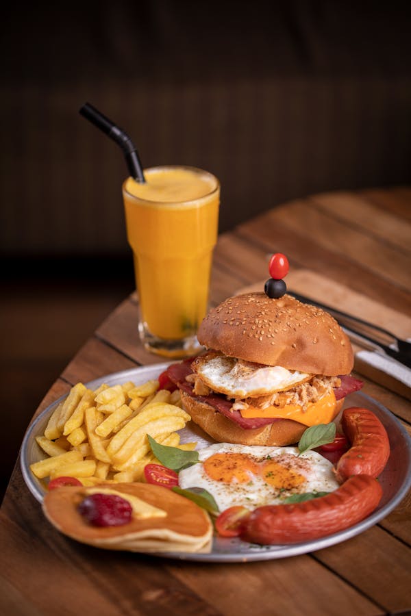 Top 10 Snacks to Pair with Fresh Orange Juice in Vancouver